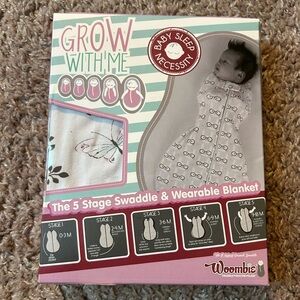 Woombie NWT 5 Stage Baby Swaddle and Wearable Blanket